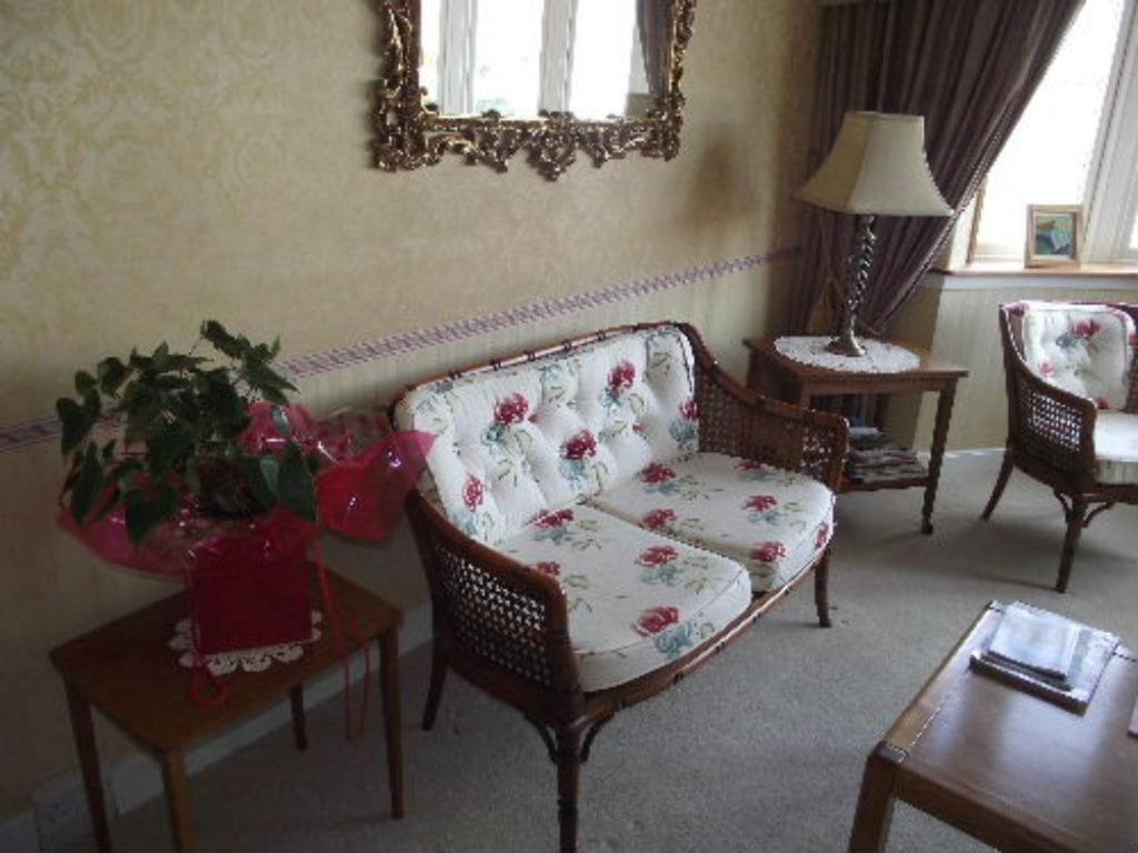 Whin Park Guest House 拉格斯 外观 照片